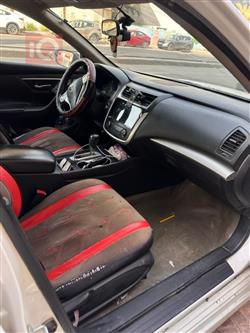 نيسان ألتيما